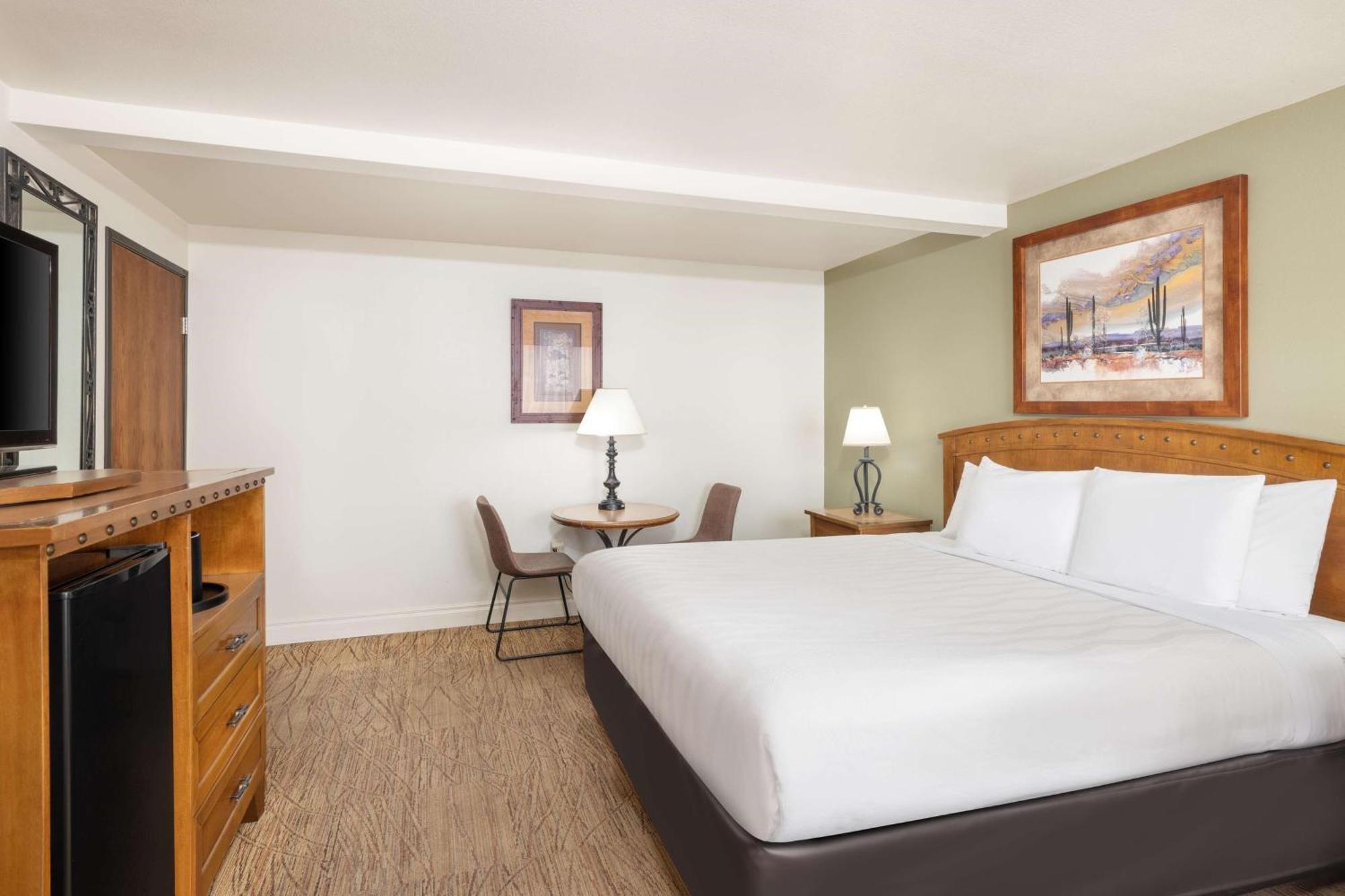 เบสท์ เวสเทิร์น เรด ฮิลล์ Hotel คาแนบ ภายนอก รูปภาพ