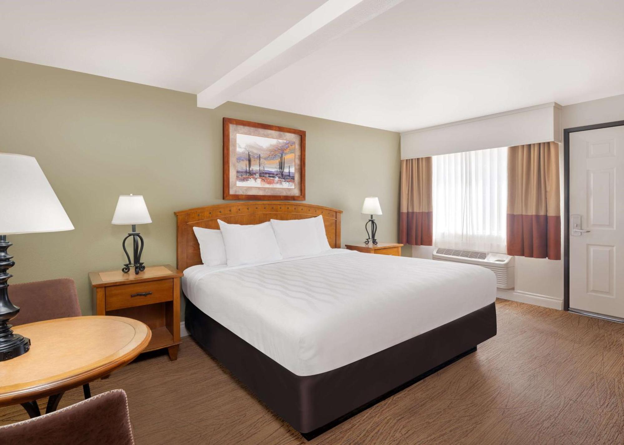 เบสท์ เวสเทิร์น เรด ฮิลล์ Hotel คาแนบ ภายนอก รูปภาพ