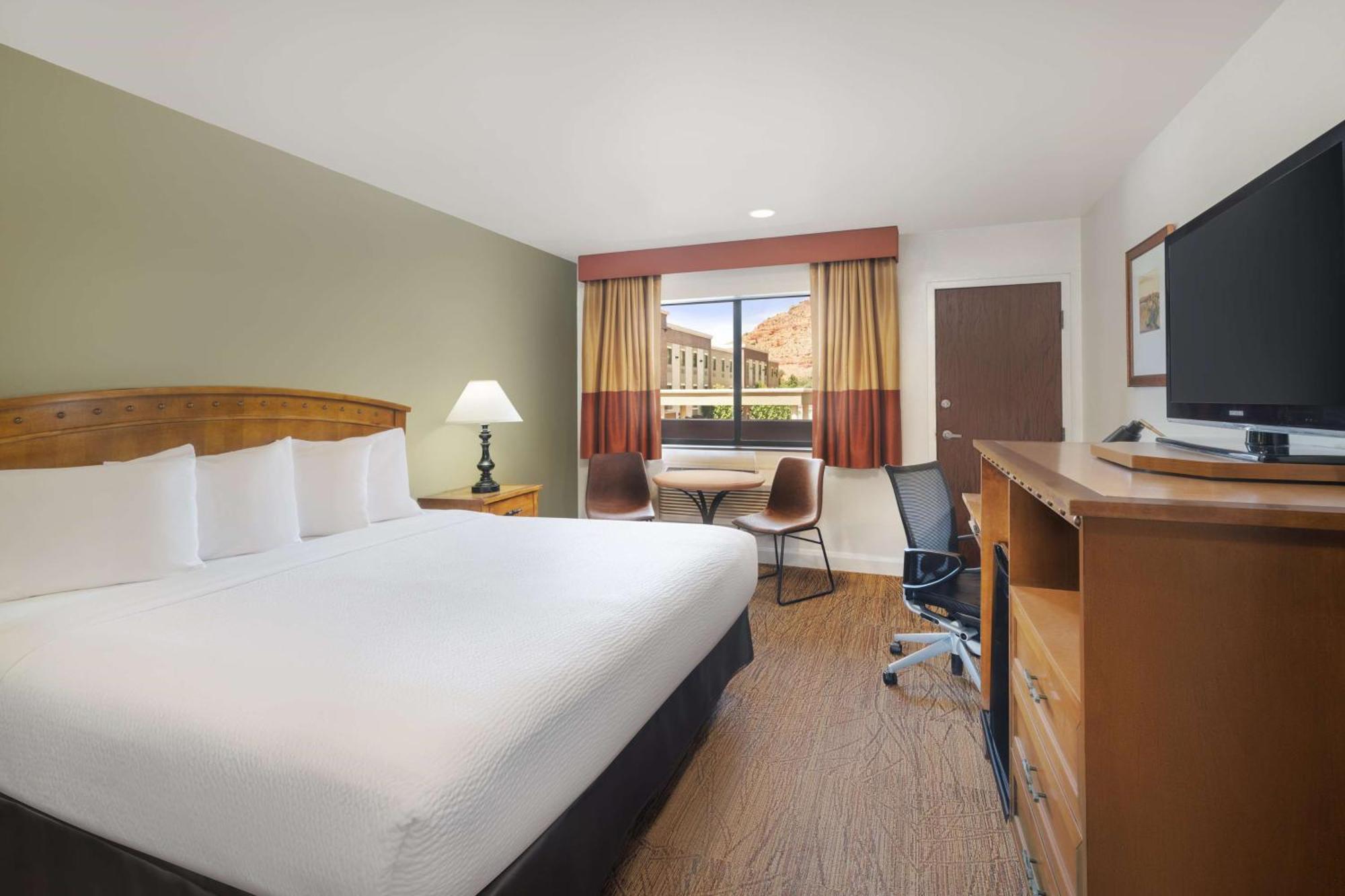 เบสท์ เวสเทิร์น เรด ฮิลล์ Hotel คาแนบ ภายนอก รูปภาพ